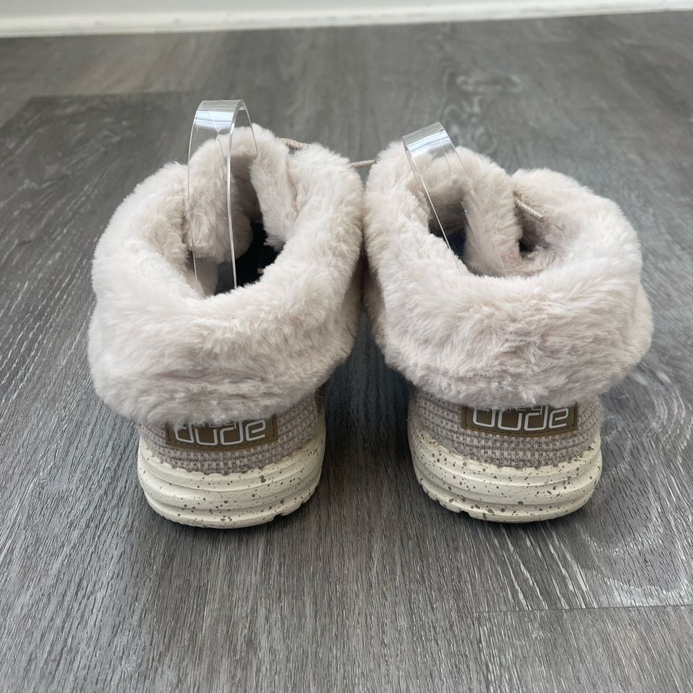 Hey Dude Britt Shoes Size 9 - Picture 3 of 5